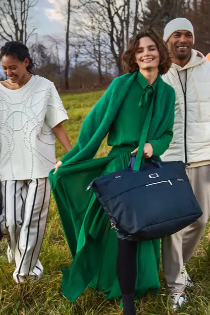 {{ collection.title }}