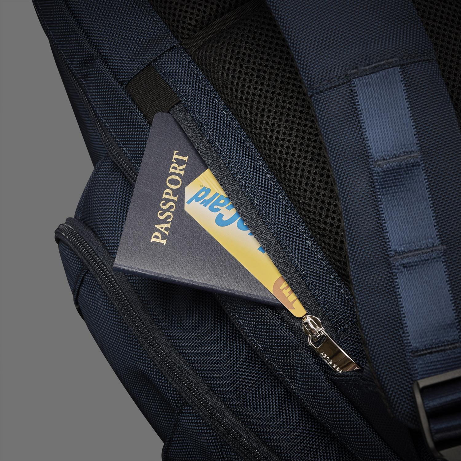 Briggs and Riley Traveler Backpack #color_navy