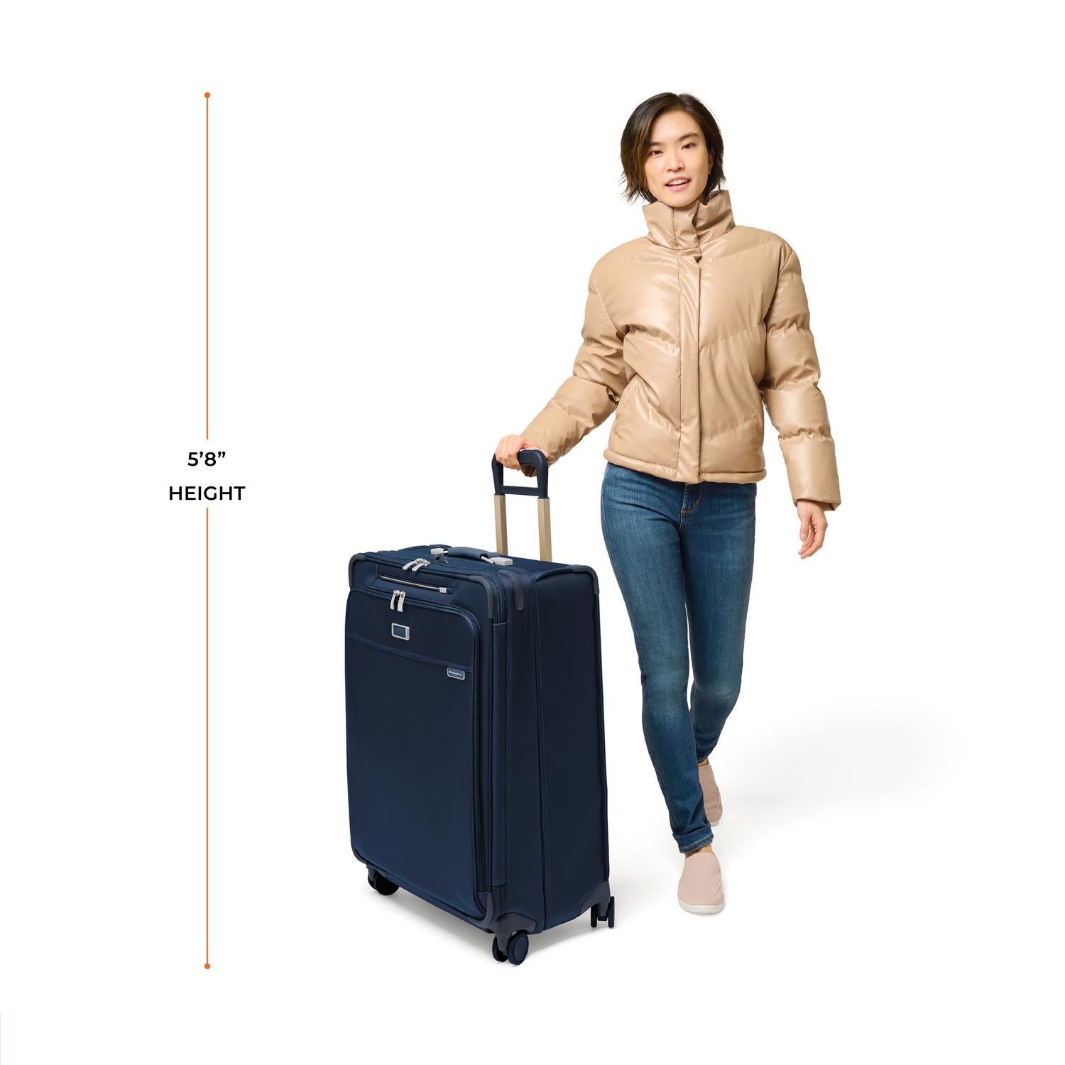 Briggs and Riley Large Expandable Spinner Model Height 5'8" #color_navy