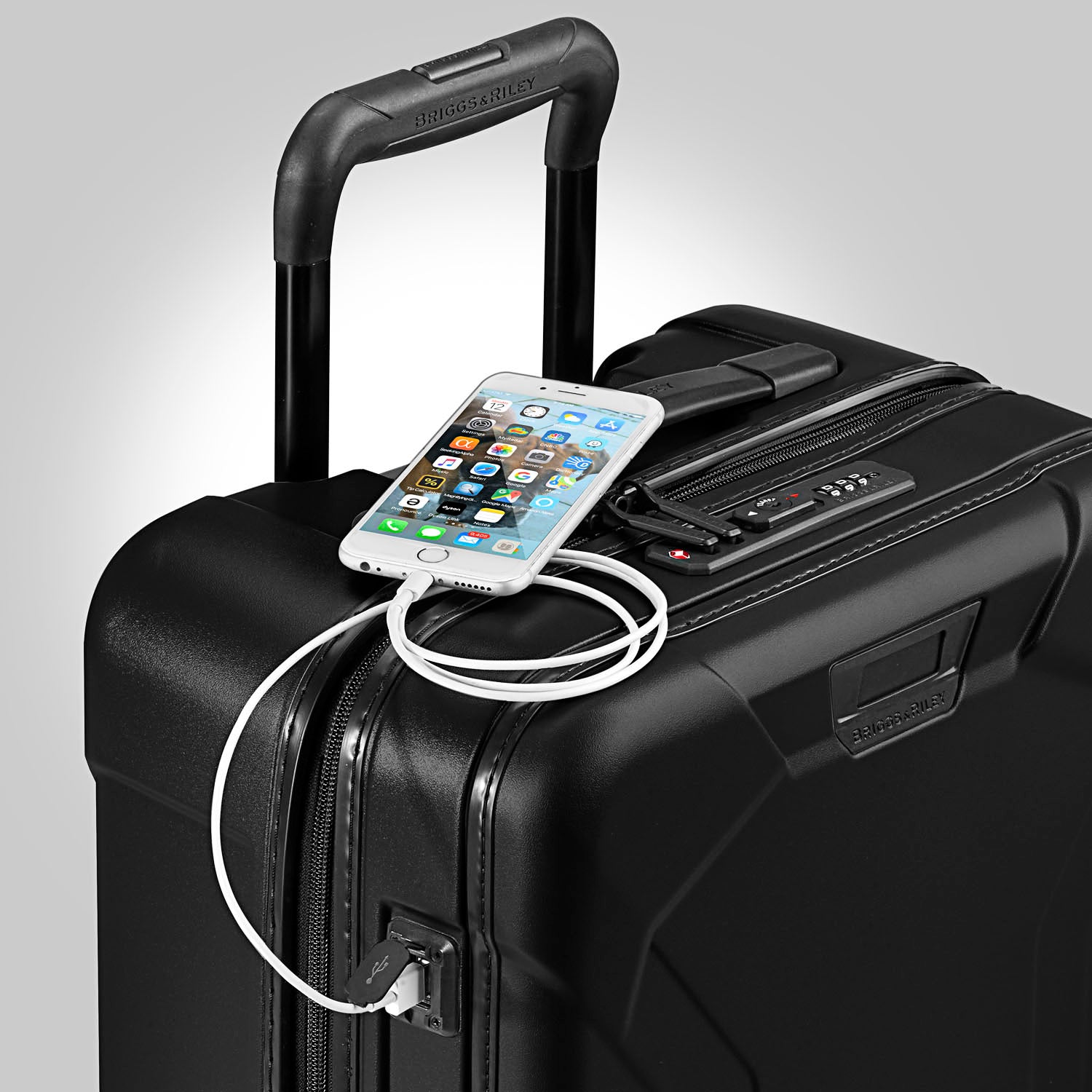 Torq Domestic Carry-On Spinner Phone Charging #color_stealth
