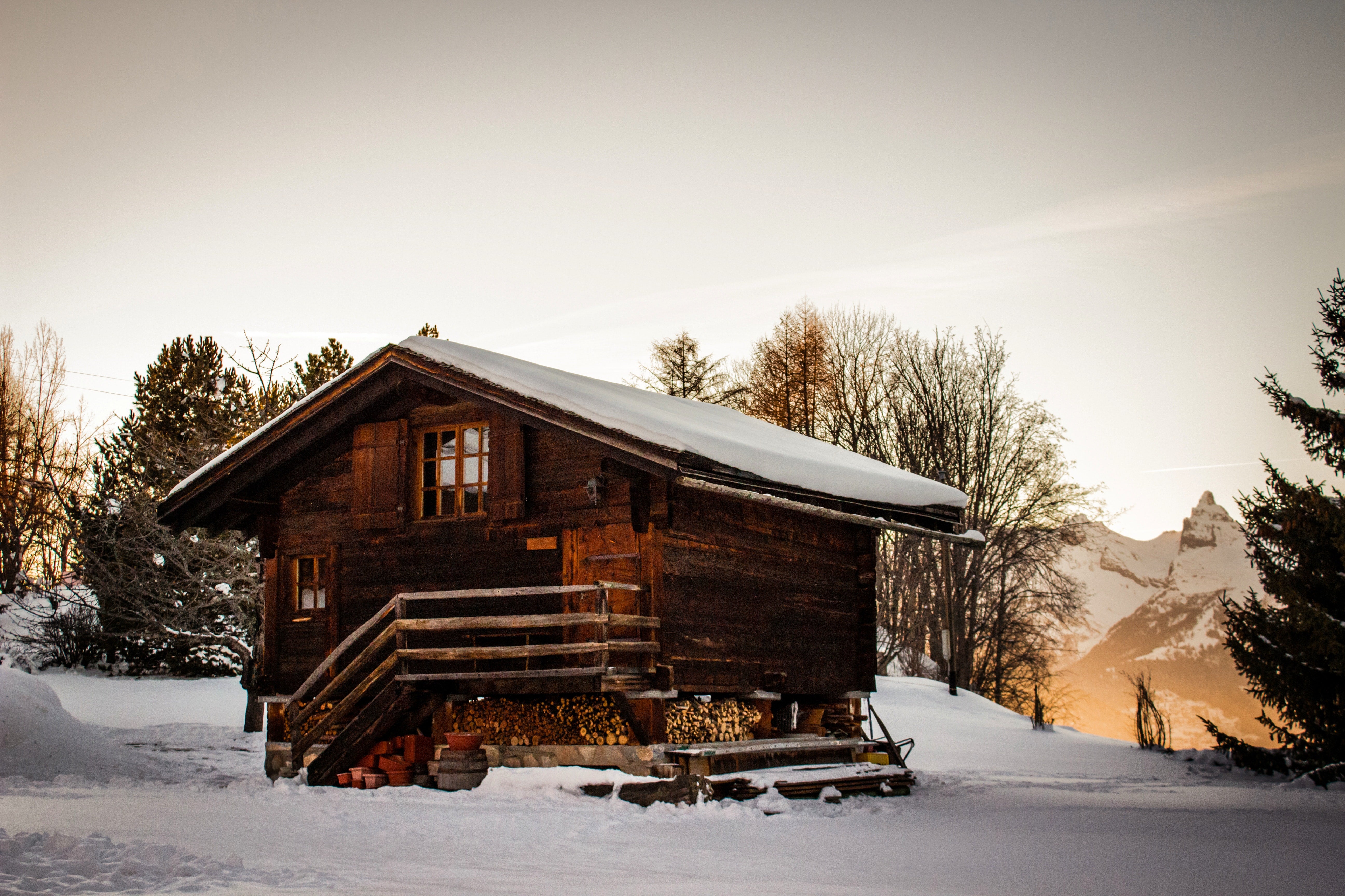 12 Cozy Cabin Getaways for a Winter Staycation