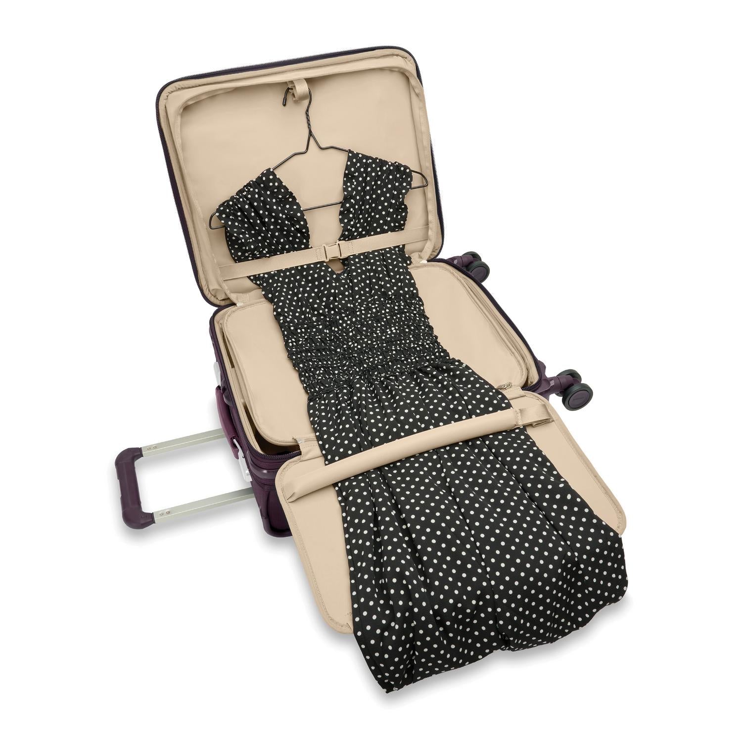 Baseline Carry-On Expandable Spinner Plum Garment Folder #color_plum