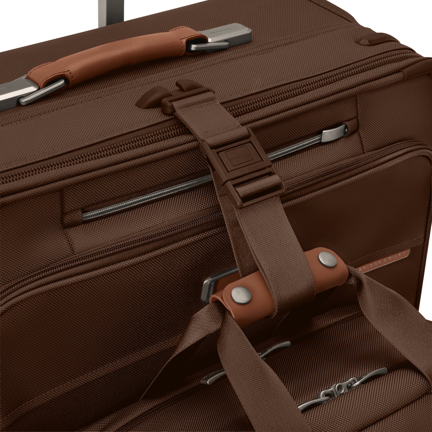 Briggs and Riley Essential Carry-On Spinner Front #color_chocolate