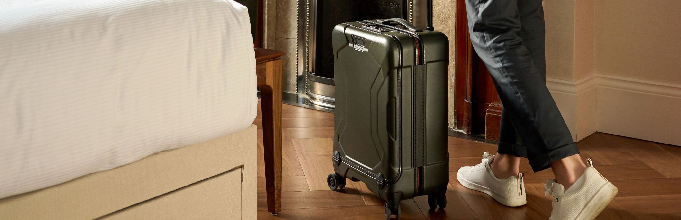 Guide to the Best Lightweight Luggage for International Travel