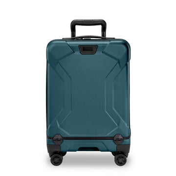 International 21" Carry-On Spinner