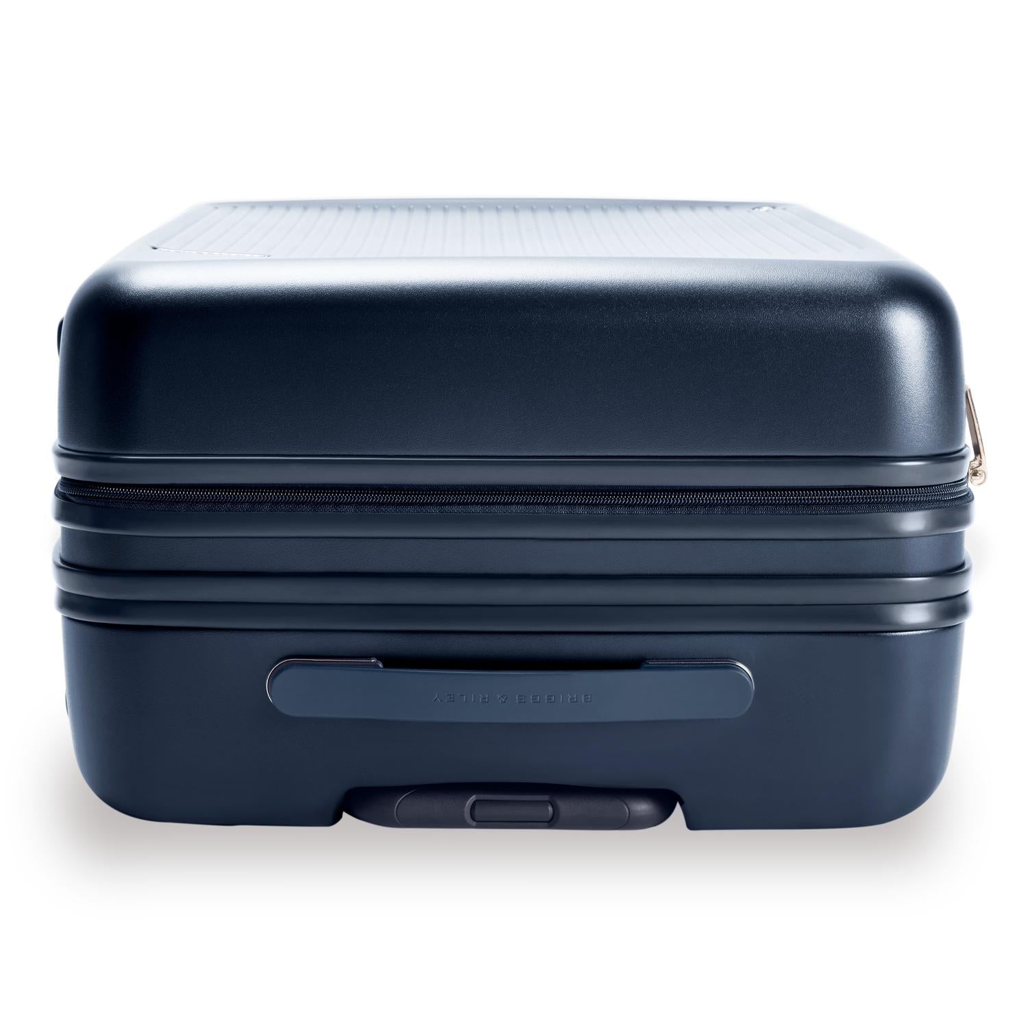 Medium Expandable Spinner in Navy, Top View #color_navy