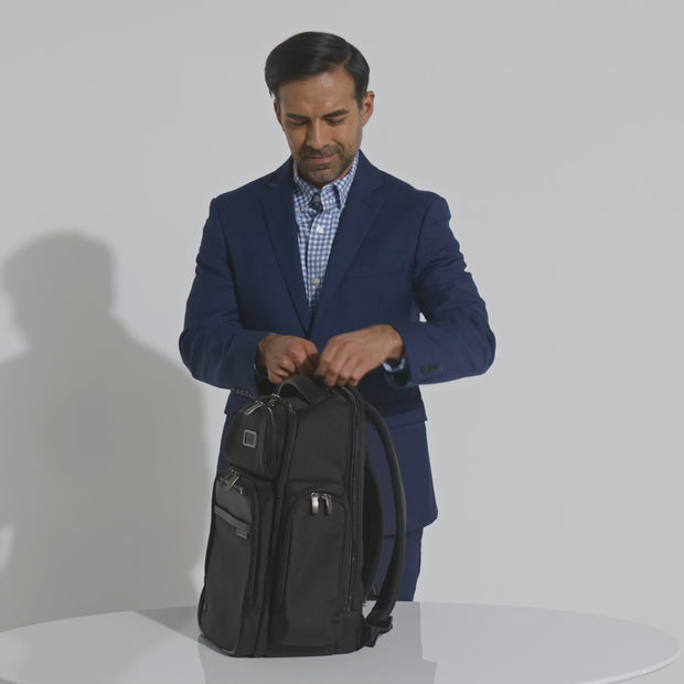 louis vuitton backpack mii Louis Vuitton Pre-Owned Michael NM Damier Infini Leather Backpack | Black
