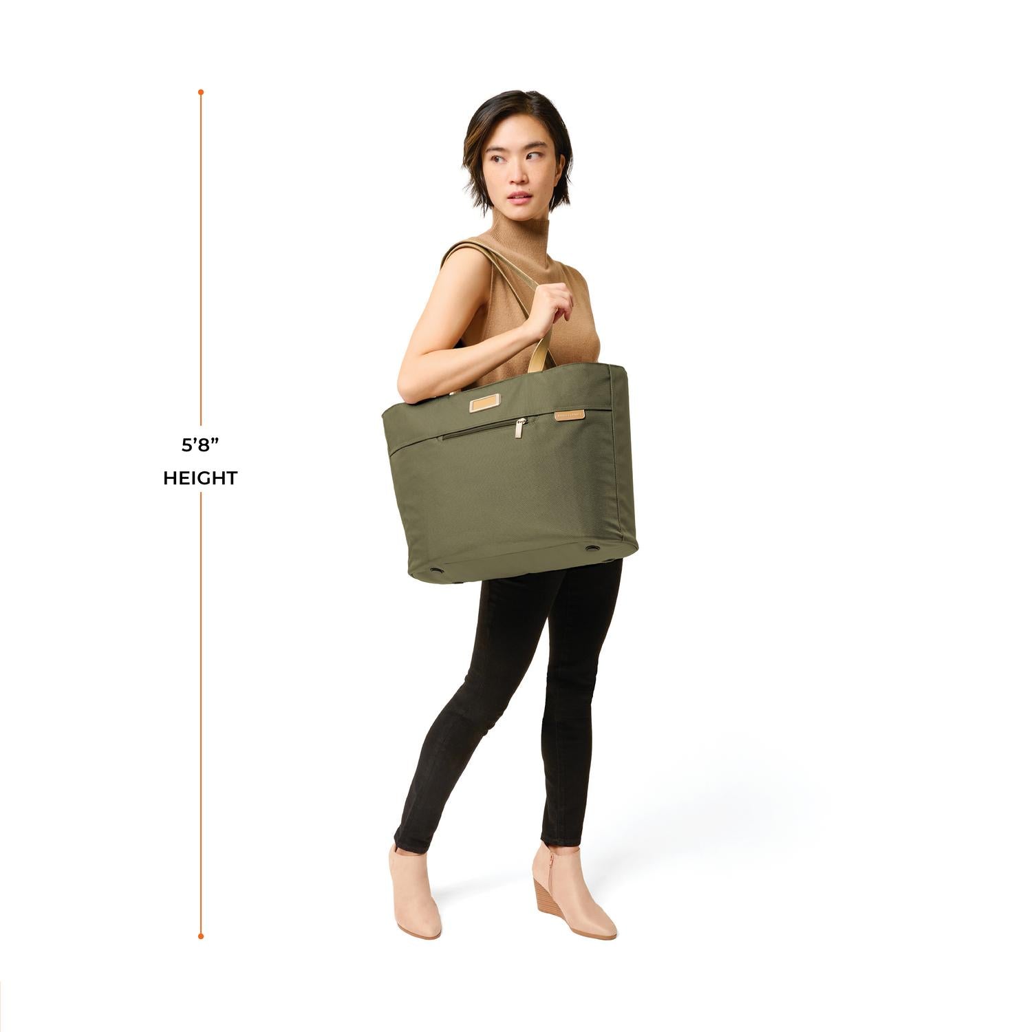 Briggs and Riley Traveler Tote, Model Height 5'8" #color_olive