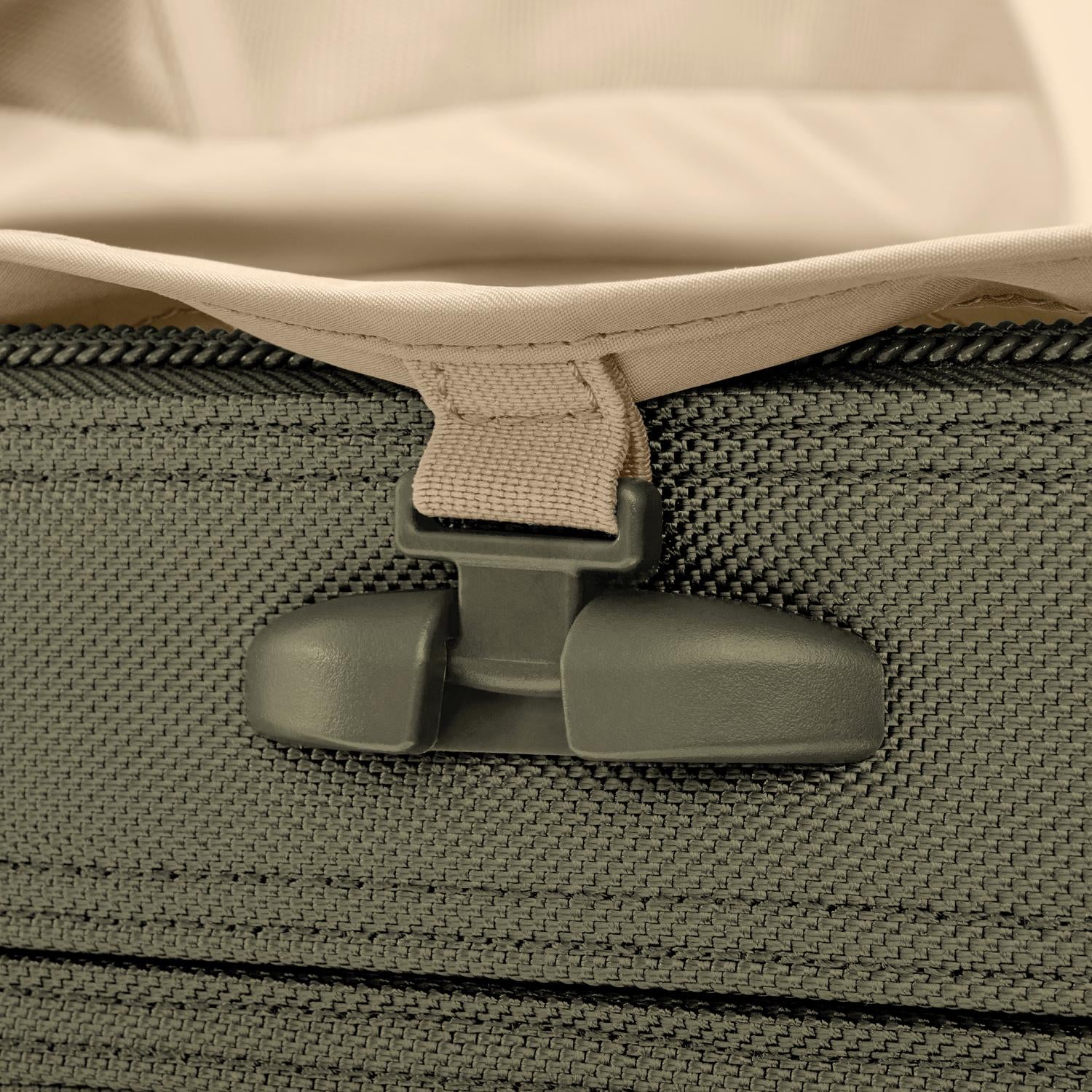 Briggs and Riley Global Carry-On Spinner Olive #color_olive