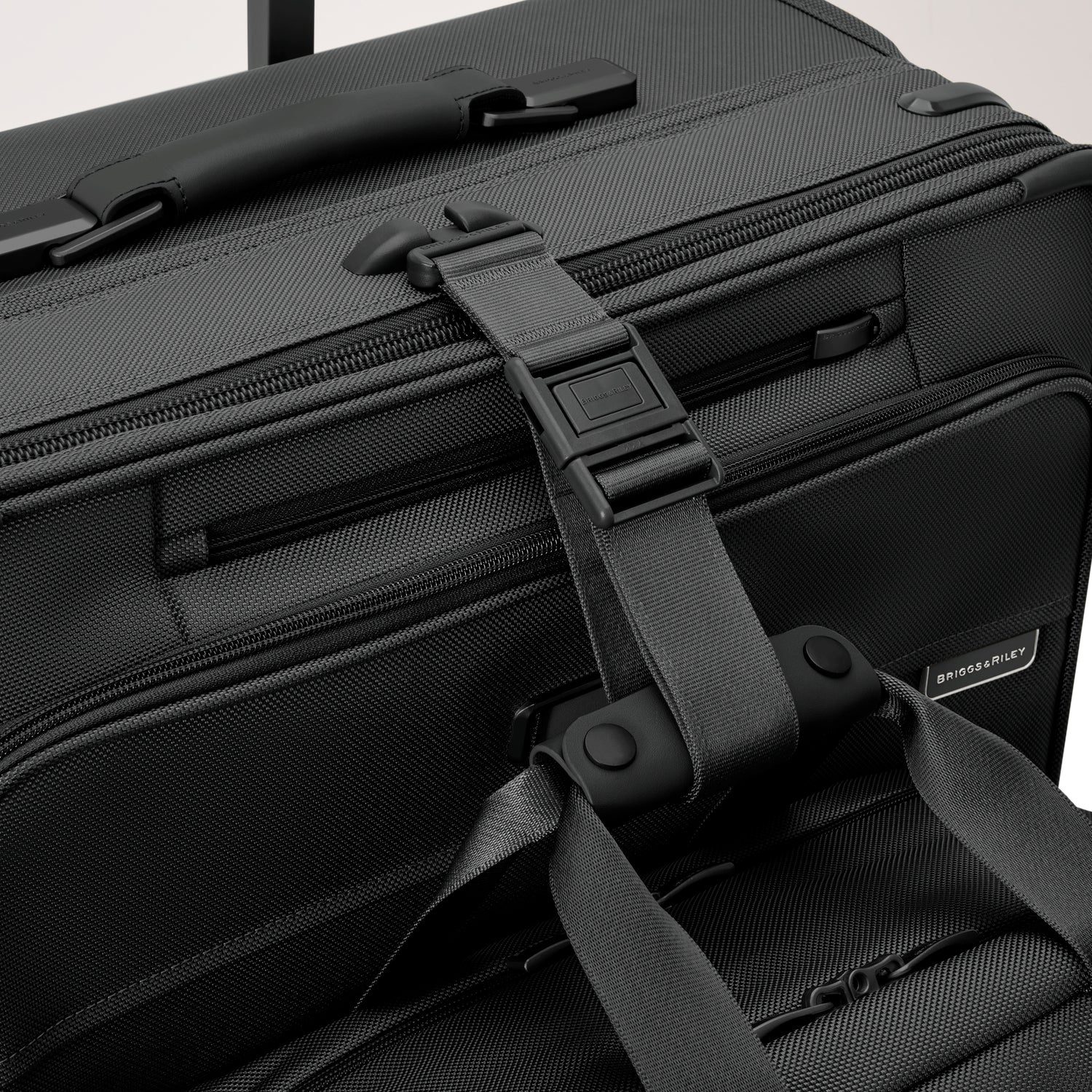 Briggs & Riley Carry-on 2-Wheel Garment Bag Smartlink Strap #color_black